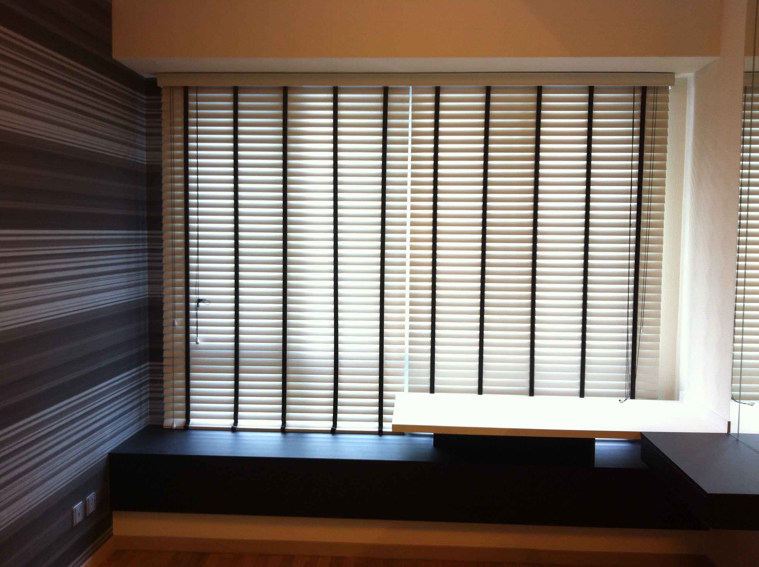 Blinds CurtainStory